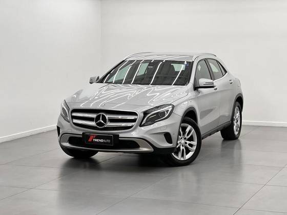 MERCEDES-BENZ GLA 200 1.6 CGI ADVANCE 16V TURBO FLEX 4P AUTOMÁTICO MERCEDES-BENZ GLA 200 1.6 CGI ADVANCE 16V TURBO FLEX 4P AUTOMÁTICO